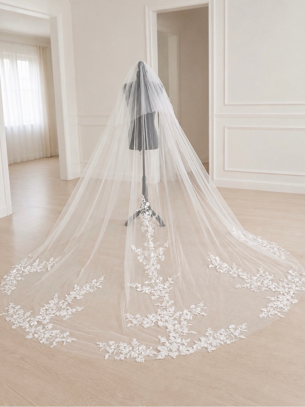 Elegant White Lace Appliquรฉ Bridal Veil - Long Cathedral Style